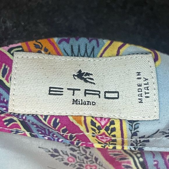 Authentic NEW ETRO shirt - Picture 4 of 17